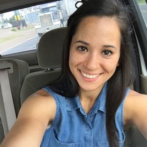 Meet your Posher, Crystal